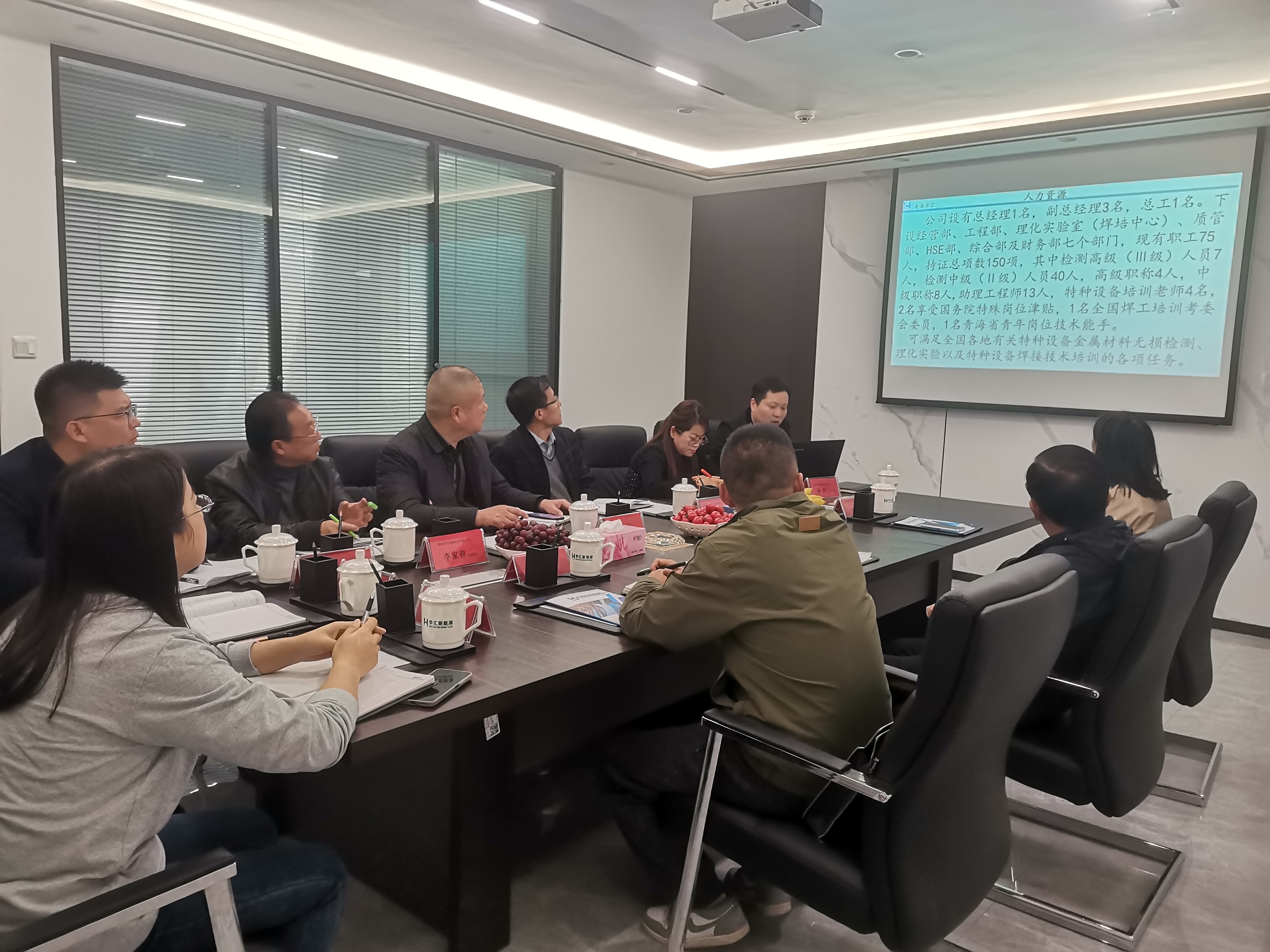 b0e47cb8cf26362b3baf76d322b7fde6.jpg b0e47cb8cf26362b3baf76d322b7fde6.jpg